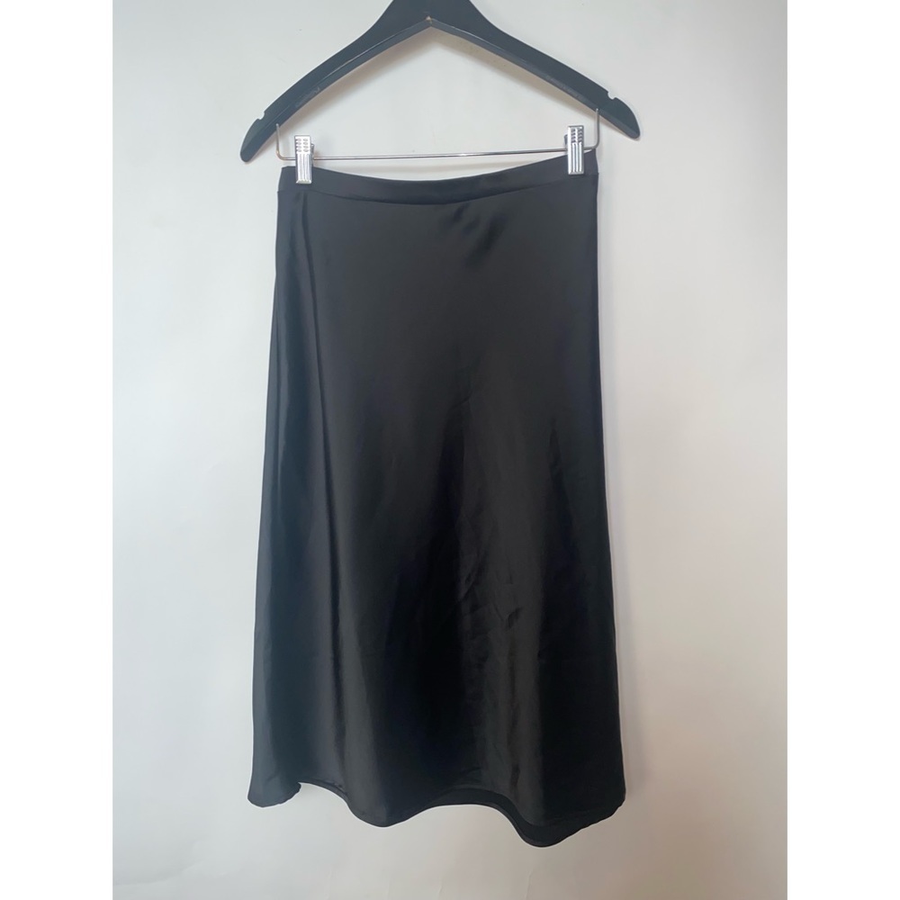 Satin-like Midi‎ Skirt Black Medium